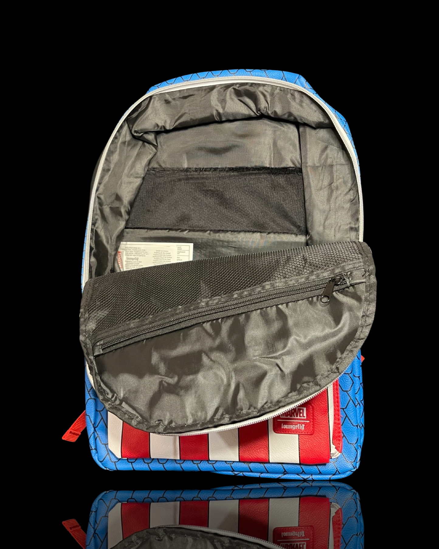 Loungefly: Captain America Back Pack EE Exclusive
